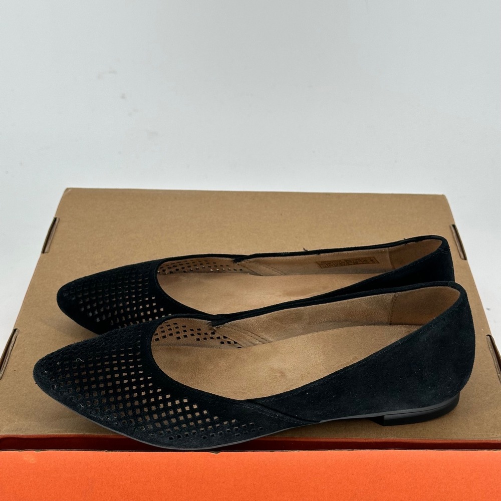 Vionic Posey Black Pointed Perforated Suede Cutout Flats Casual Chic 7.5 - Picture 4 of 8